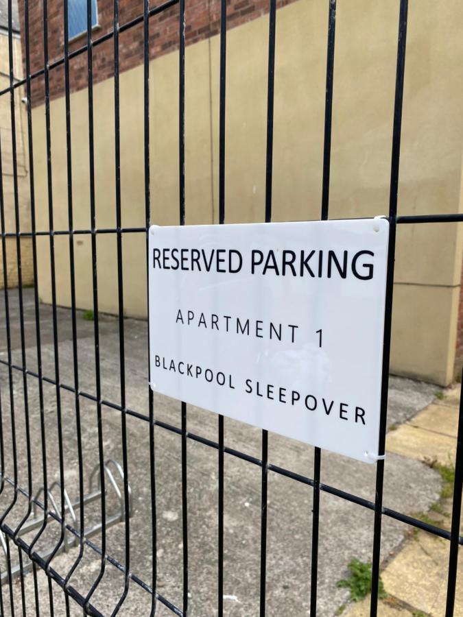 Blackpool Sleepover Apartment 1 Free Parking Sleeps 6 Luaran gambar